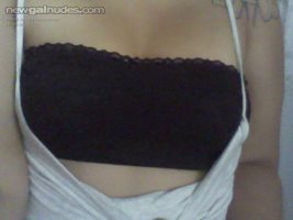 My lace tube bra. Wish it was seethrough. :/